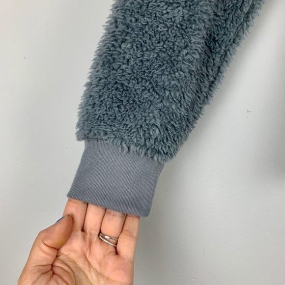 DISNEY Women Plush Gray Fleece Mickey Minnie Mouse Sz S - Picture 6 of 9